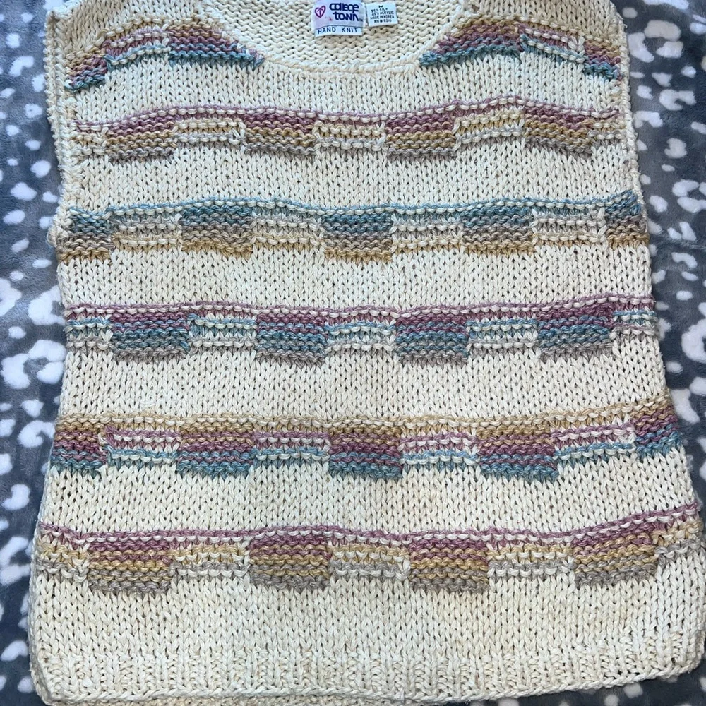 VTG College Town Hand Knit Top Silk Blend Pastel Size Medium - Picture 9 of 10